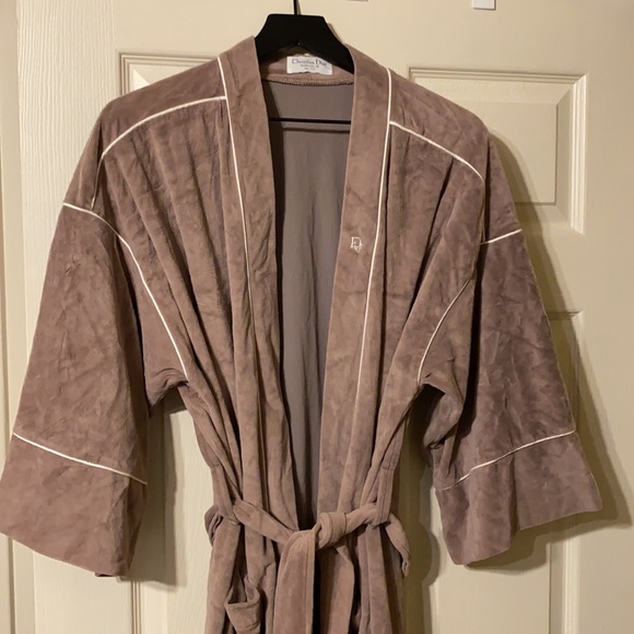 Vintage Christian Dior Monsieur tan plush velvet logo robe, one size - Picture 3 of 11